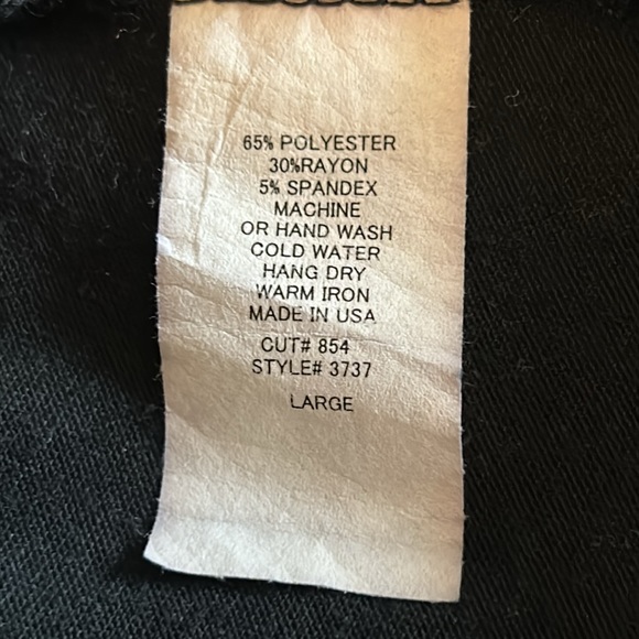 Sequined front tank top; 24.5” long, back is 3.75” longer. Poly/nylon/spandex - Picture 4 of 6